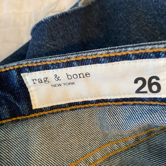 Rag & Bone Dre Low Rise
Denim‎ Shorts - Picture 9 of 11